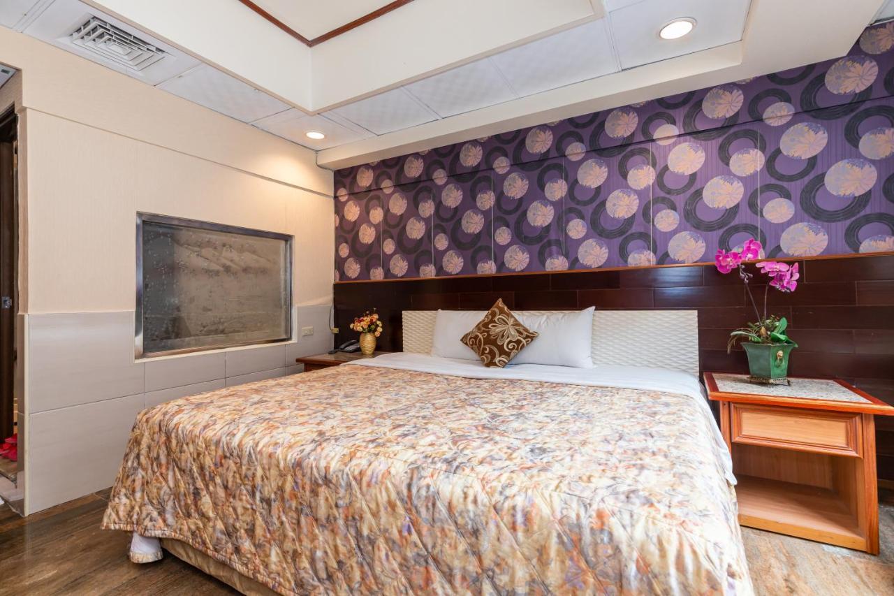 Yi Pin Business Hotel เถาหยวน ภายนอก รูปภาพ