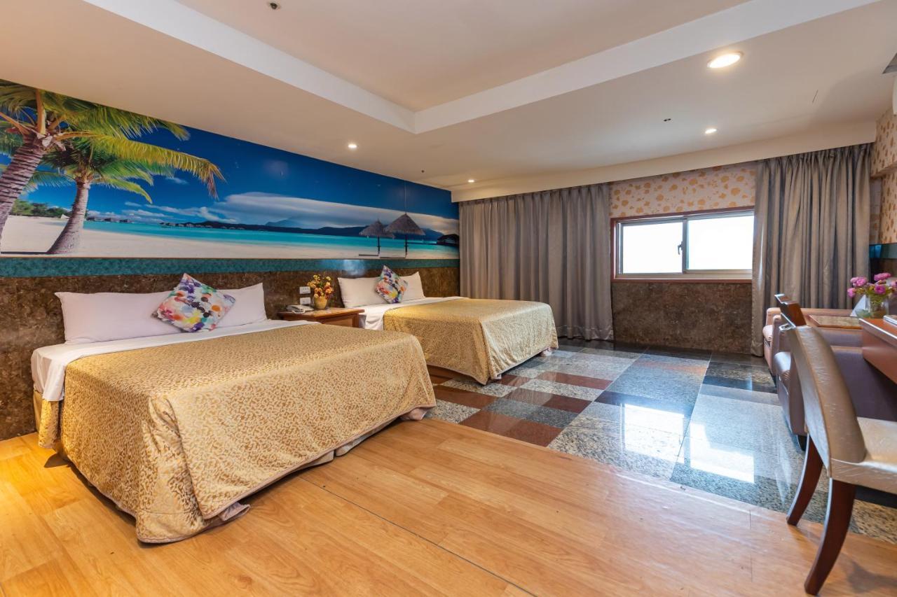 Yi Pin Business Hotel เถาหยวน ภายนอก รูปภาพ