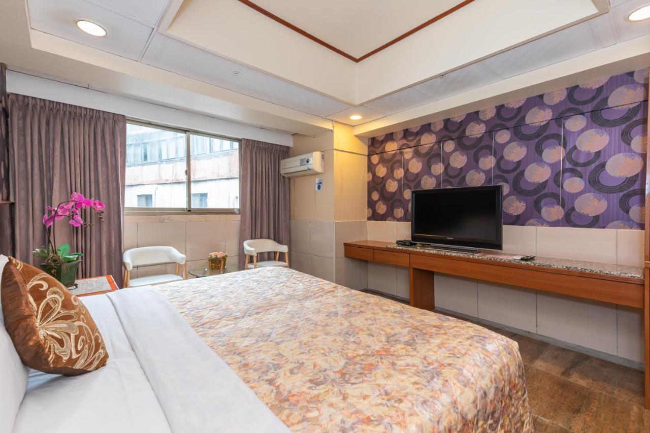 Yi Pin Business Hotel เถาหยวน ภายนอก รูปภาพ