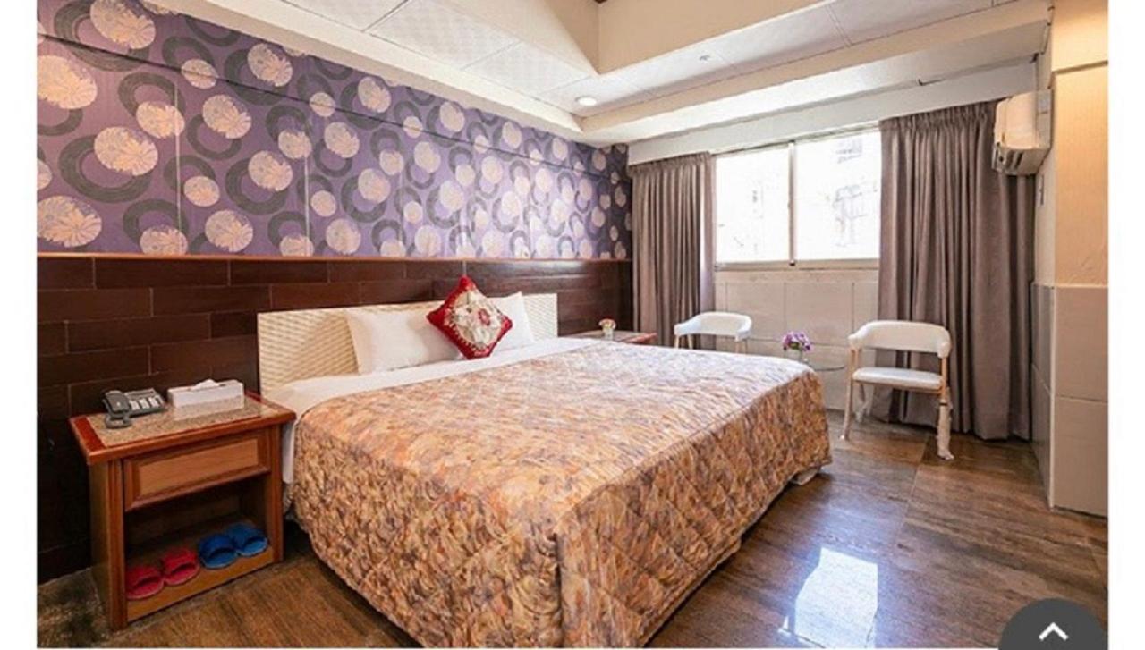 Yi Pin Business Hotel เถาหยวน ภายนอก รูปภาพ